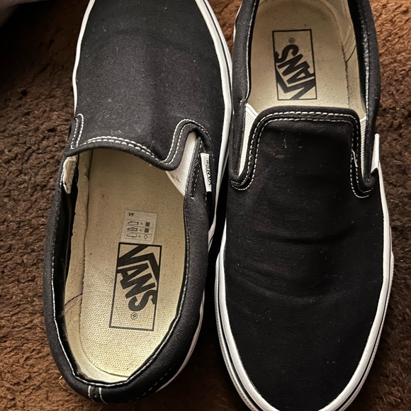 Black slip on vans - Picture 1 of 4